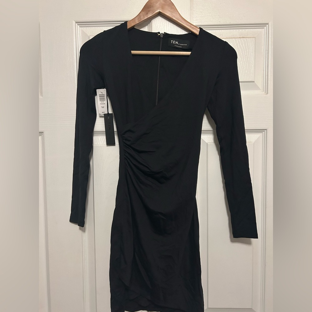 Heyyy, I selling this cutee, and sexy black Ten by babaton dress.